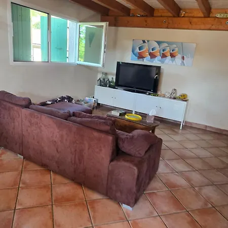 بيت للعطل Maison *