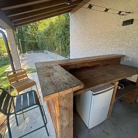 Hébergement de vacances Maison Massignieu-de-Rives